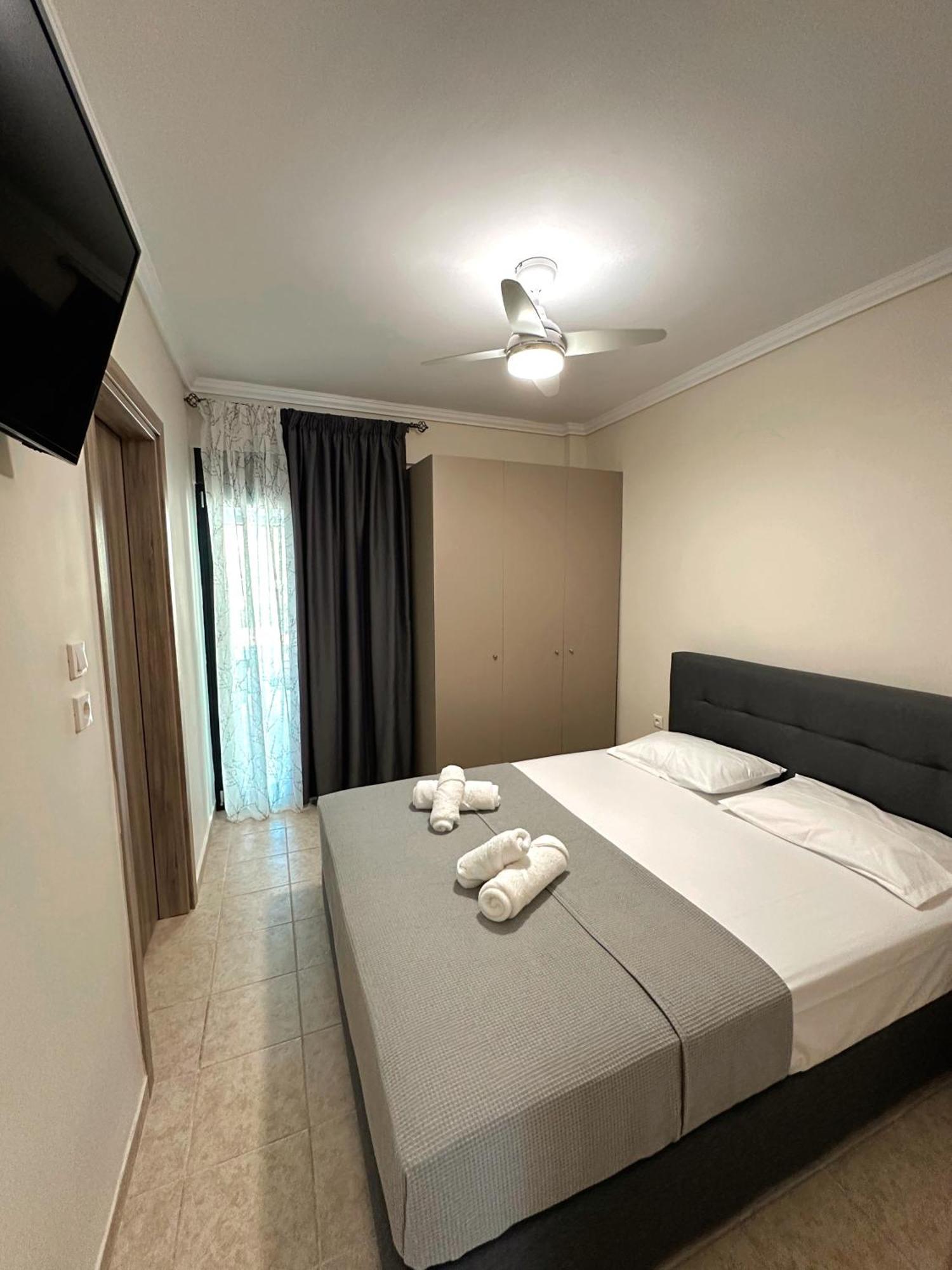 Diara Apartment Nea Iraklia Buitenkant foto