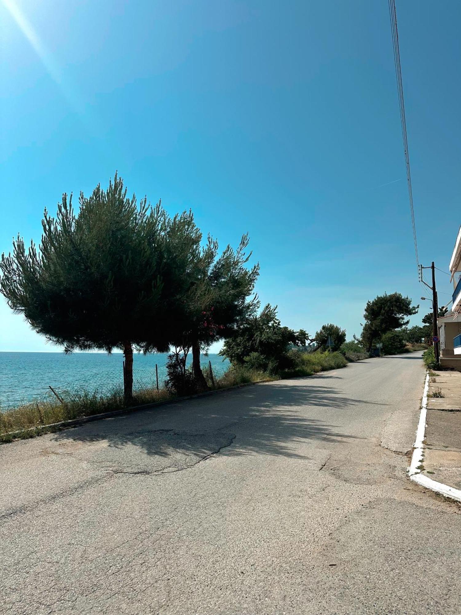 Diara Apartment Nea Iraklia Buitenkant foto