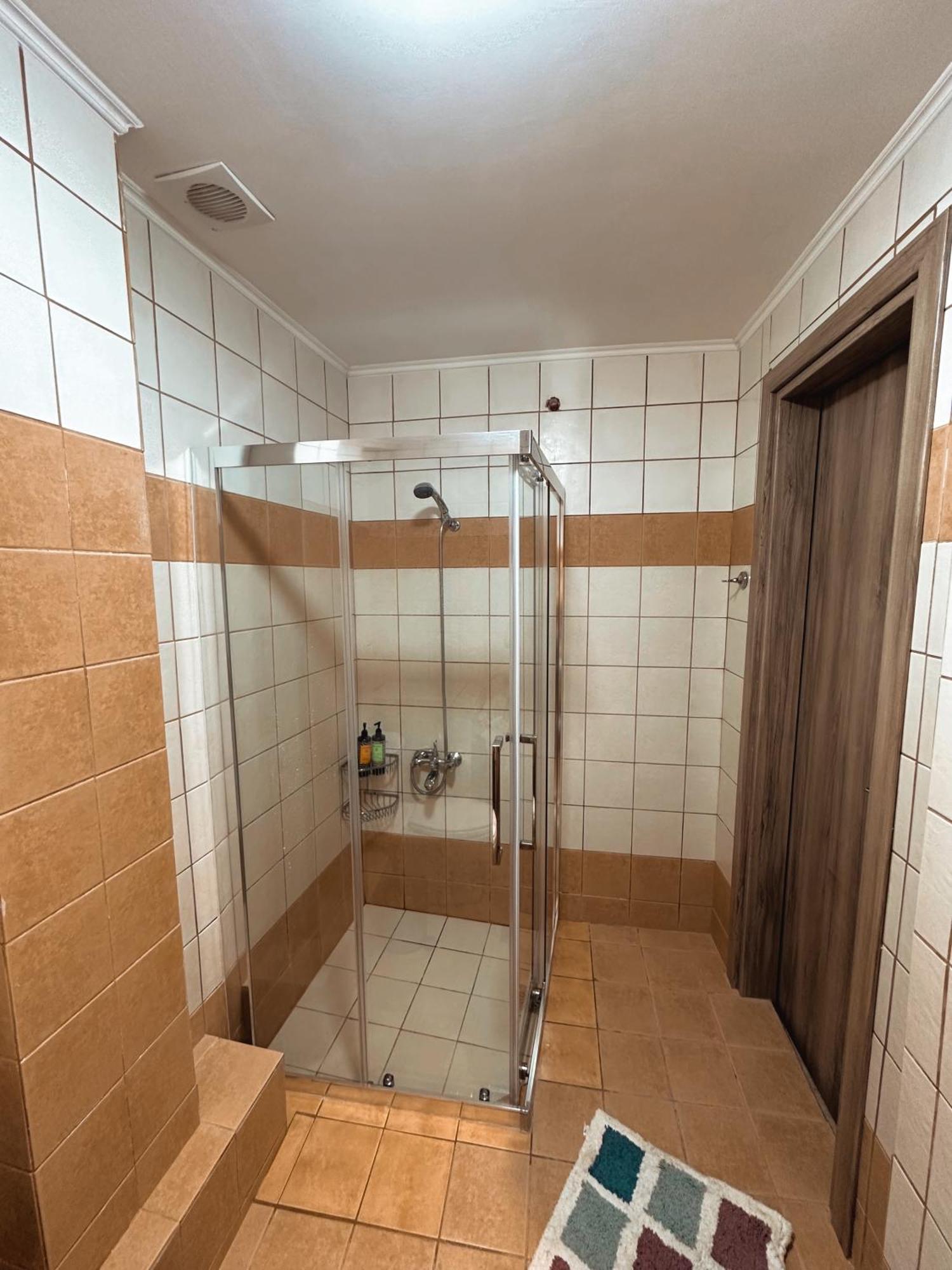 Diara Apartment Nea Iraklia Buitenkant foto