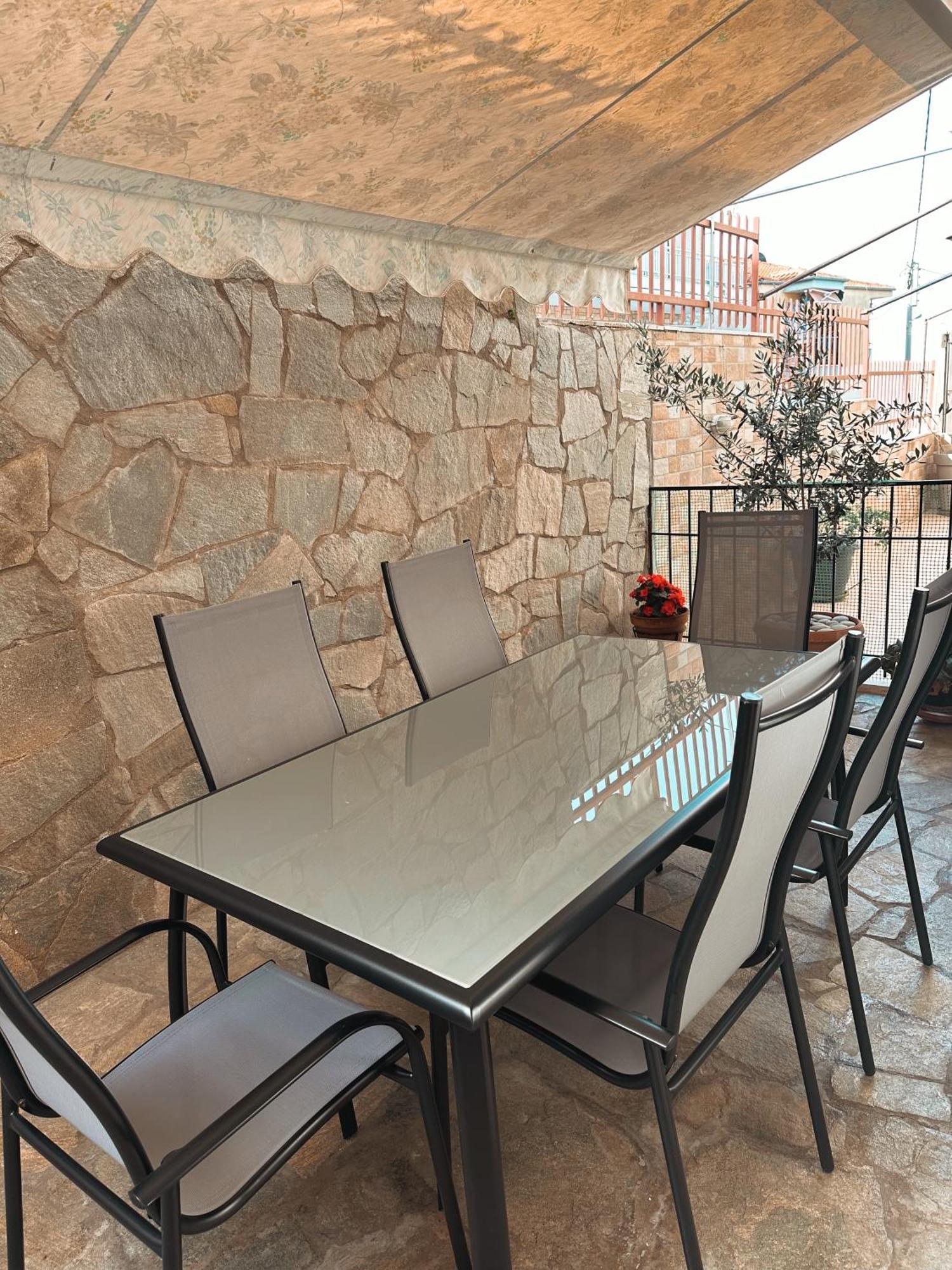 Diara Apartment Nea Iraklia Buitenkant foto